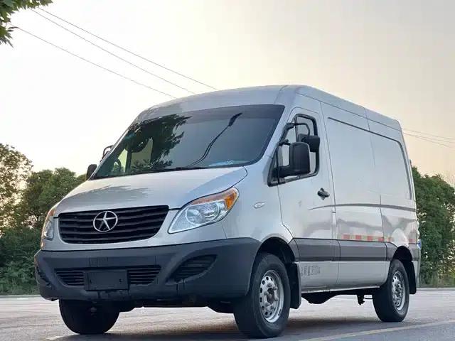 Starlight 2019 1.9T Fuel-Saving King Platinum Edition 3-Seater Star Logistics