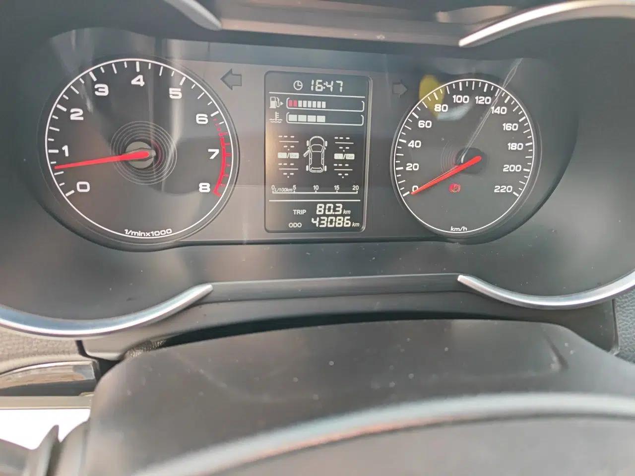 JETOUR X70M 2022 1.5T Manual Advanced Partner 7-Seater — миниатюра 13