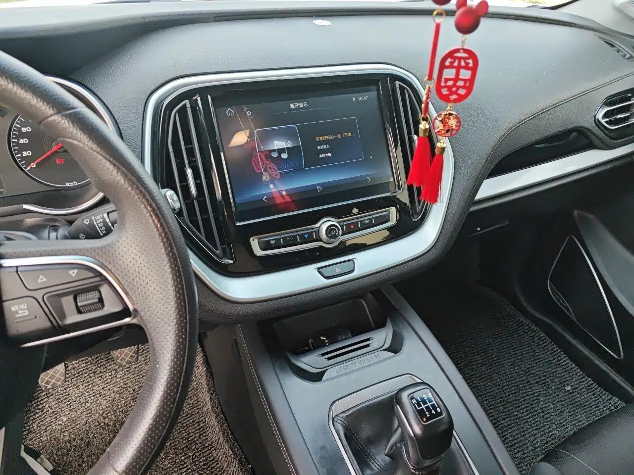 JETOUR X70M 2022 1.5T Manual Advanced Partner 7-Seater — миниатюра 14