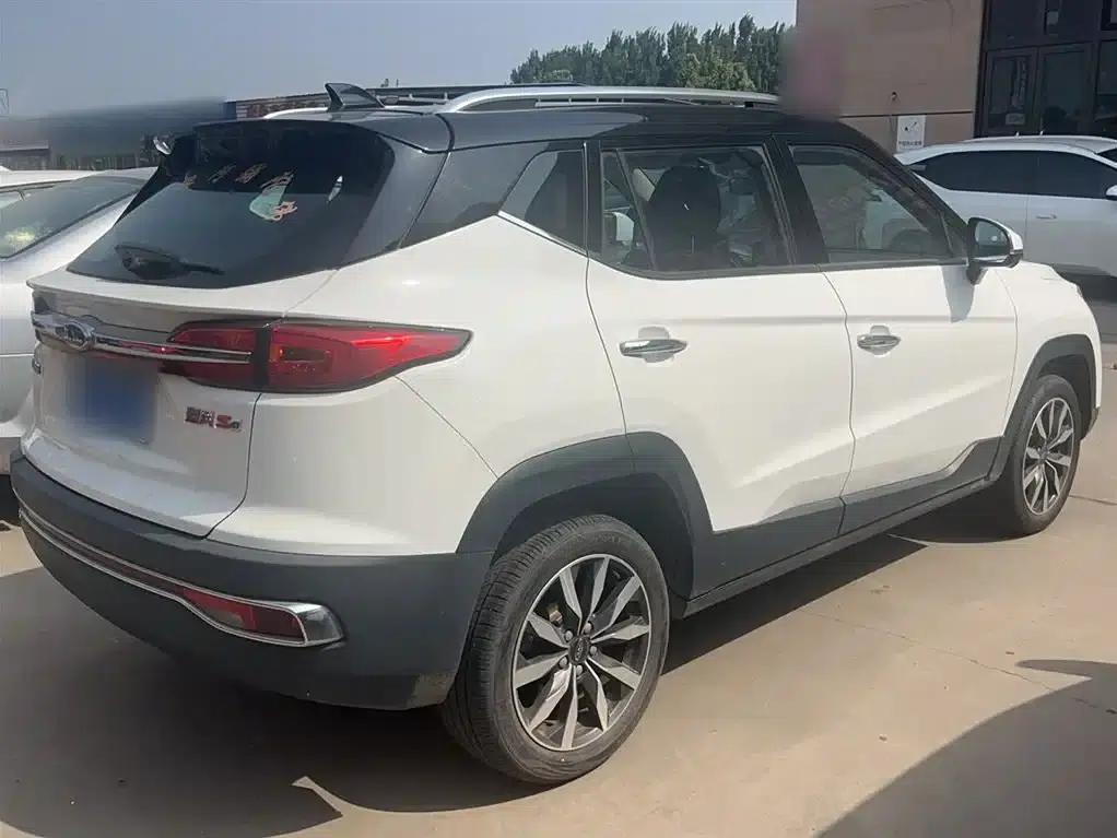Refine S4 2019 1.6L Manual Superior Edition — миниатюра 7