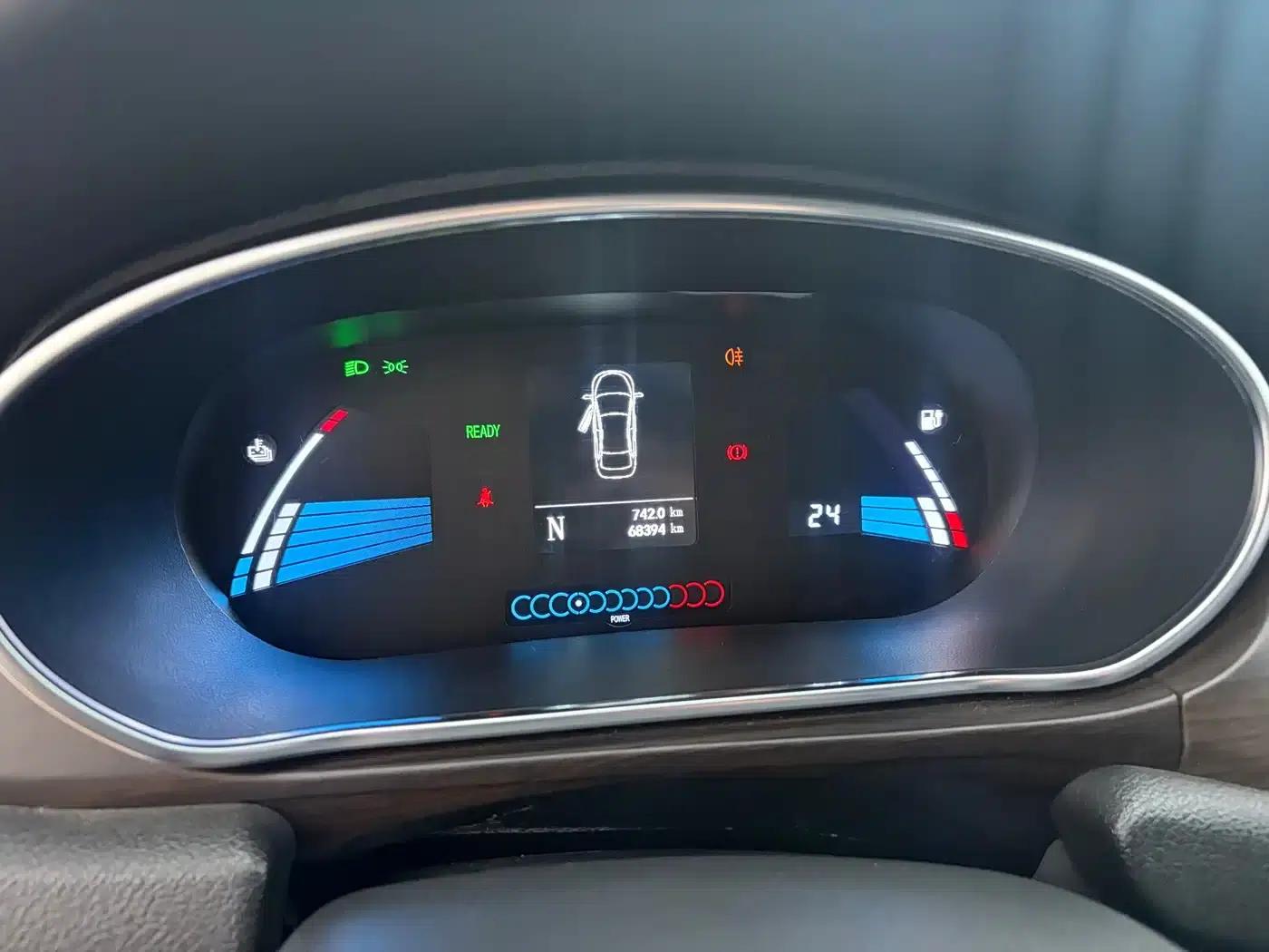 JAC iEVA50 2019 Luxury Intelligent Model — миниатюра 12