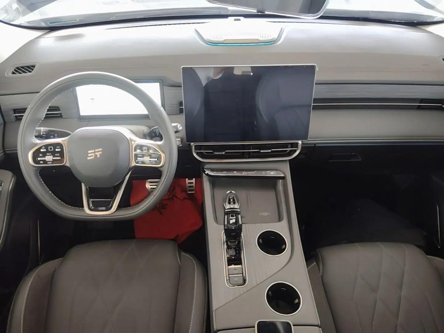 JETOUR Shanhai L9 2024 1.5TD 2DHT Pro 5-Seater — миниатюра 13