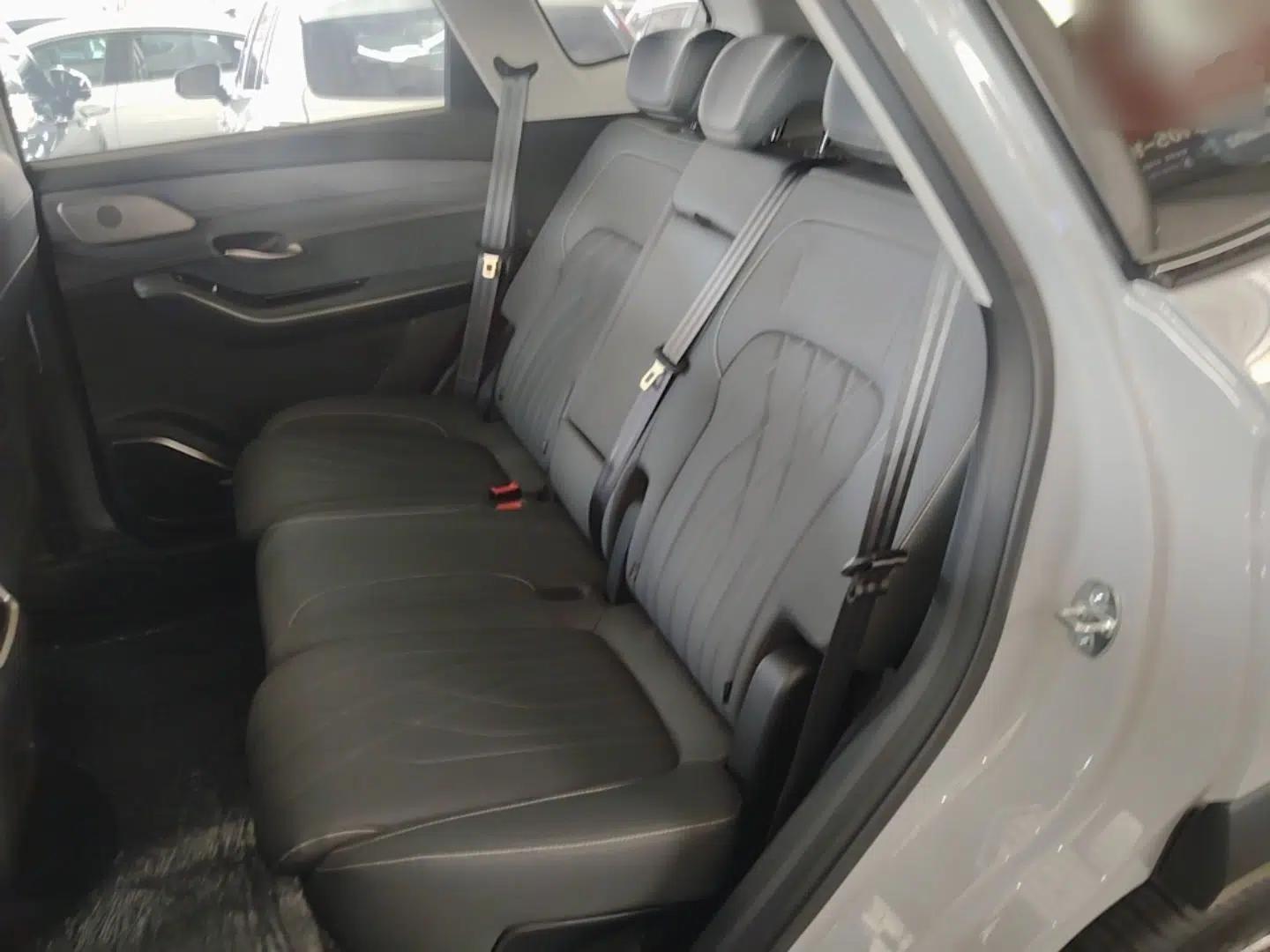 JETOUR Shanhai L9 2024 1.5TD 2DHT Pro 5-Seater — миниатюра 20
