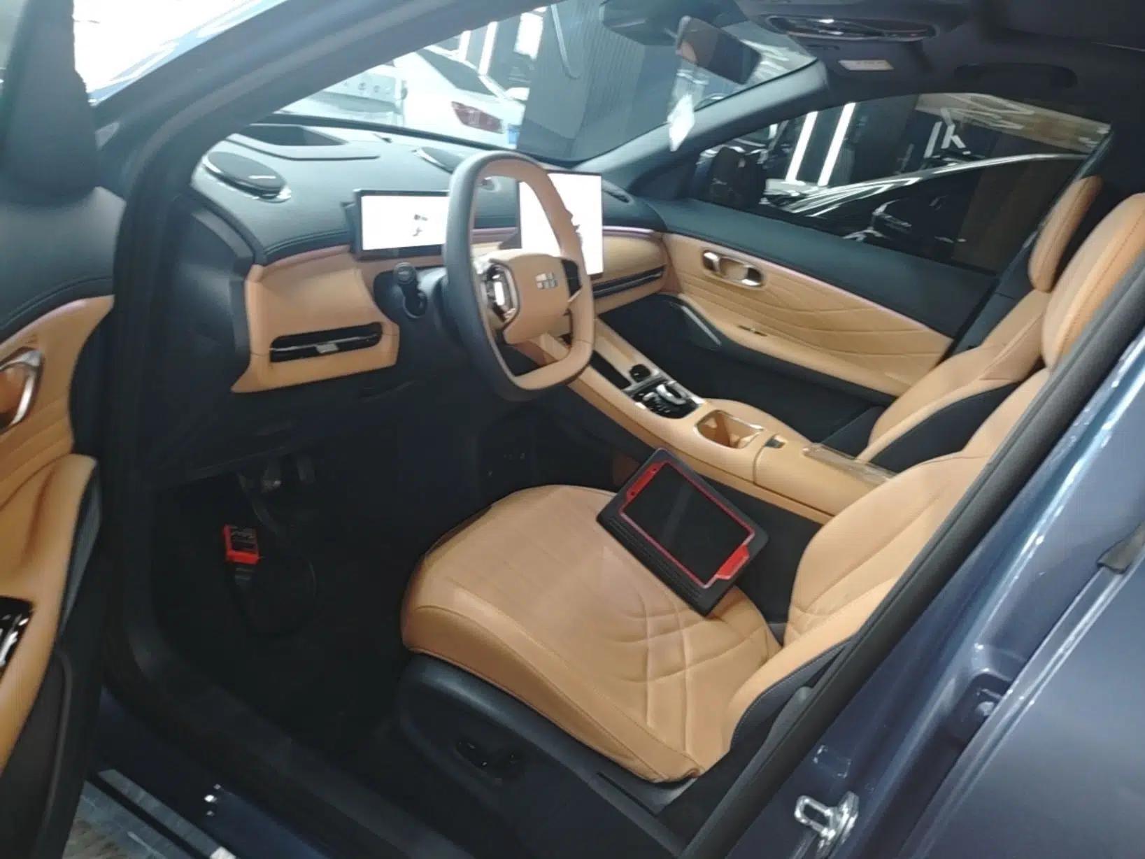 Geely Galaxy Xingjian 7 EM-i 2025 120km Navigator Edition — миниатюра 19