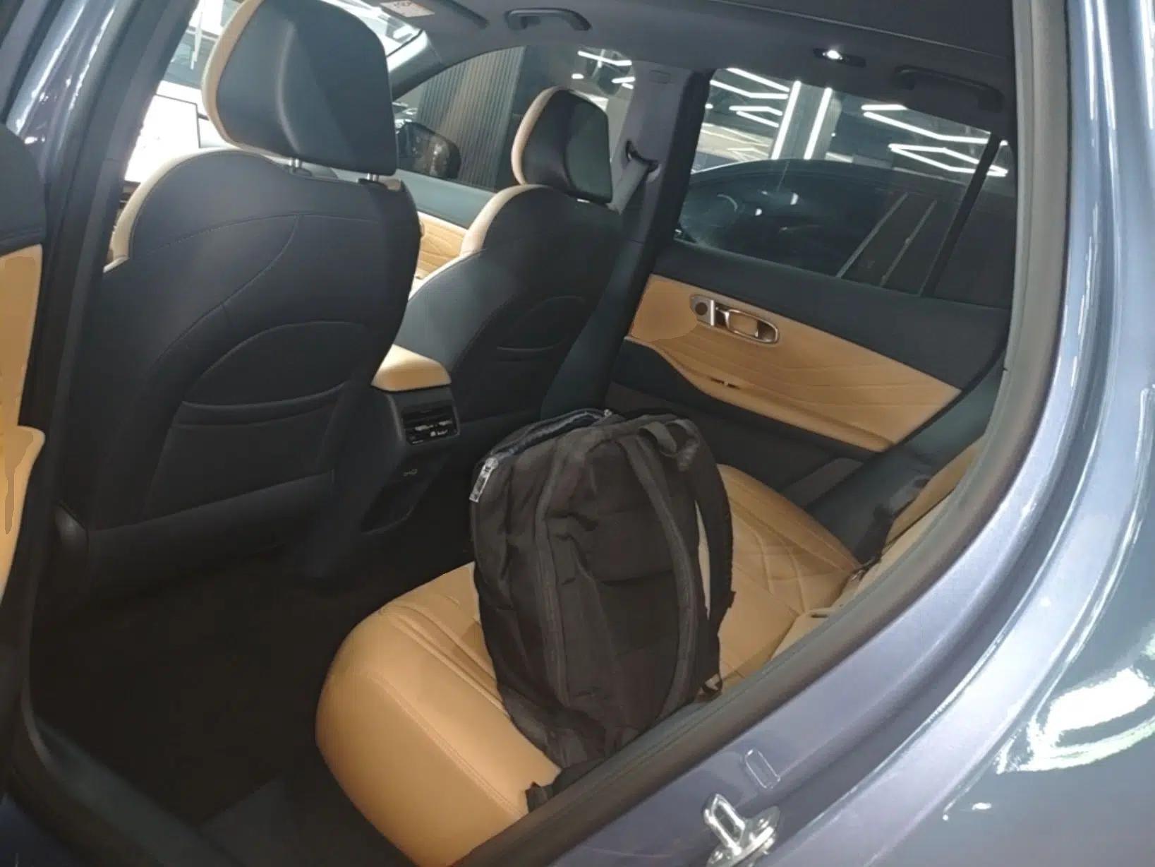 Geely Galaxy Xingjian 7 EM-i 2025 120km Navigator Edition — миниатюра 20
