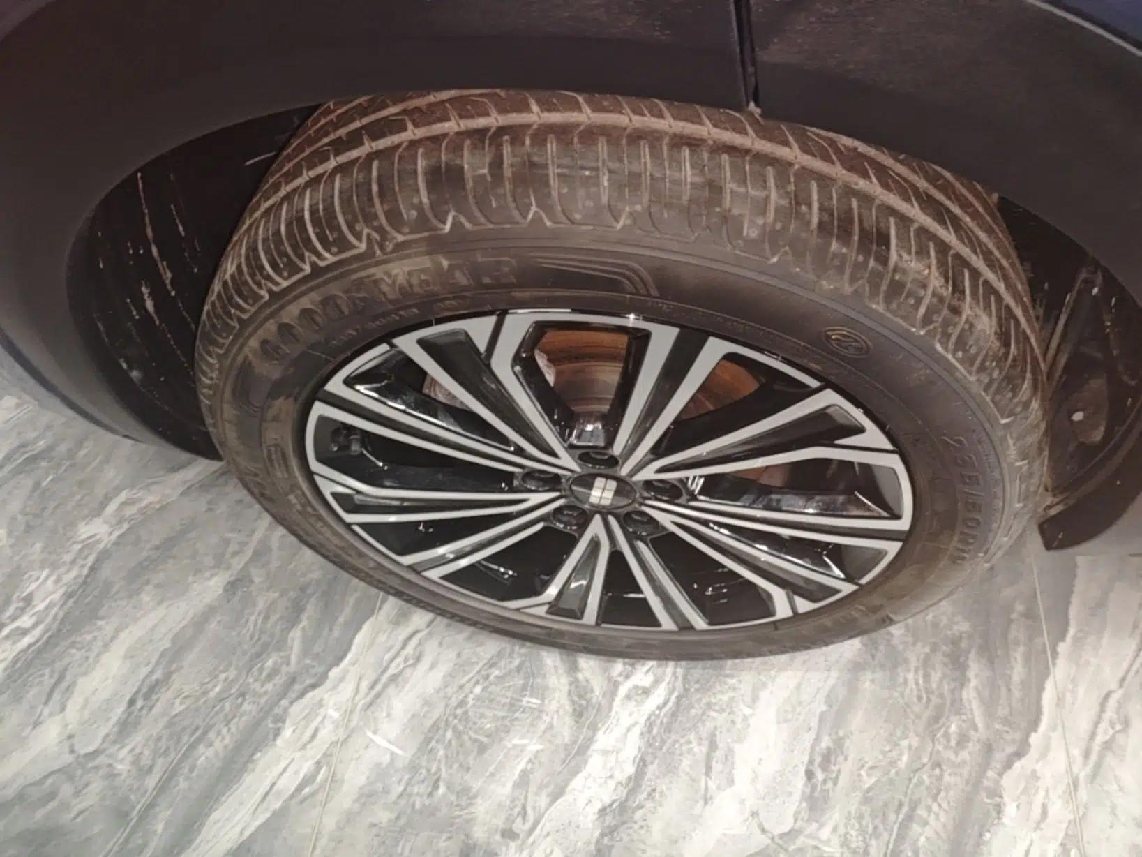 Geely Galaxy Xingjian 7 EM-i 2025 120km Navigator Edition — миниатюра 10