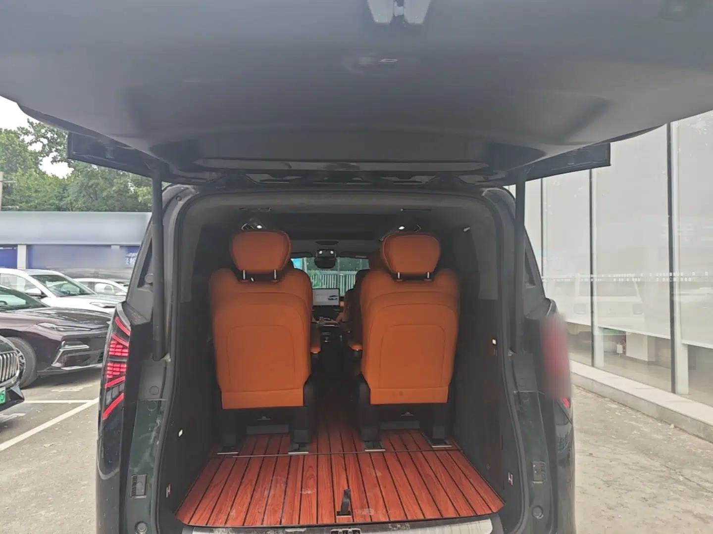 Geely Galaxy LEVC L380 2025 805 km Flagship Version All-Wheel Drive — миниатюра 22
