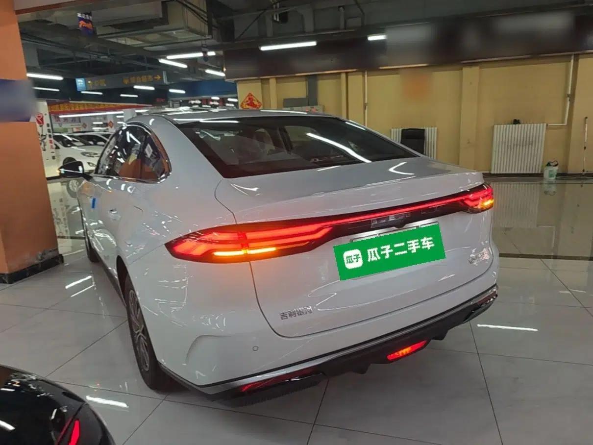 Geely Galaxy Stellar 6 2026 Model 125km Free-Style Edition — миниатюра 4