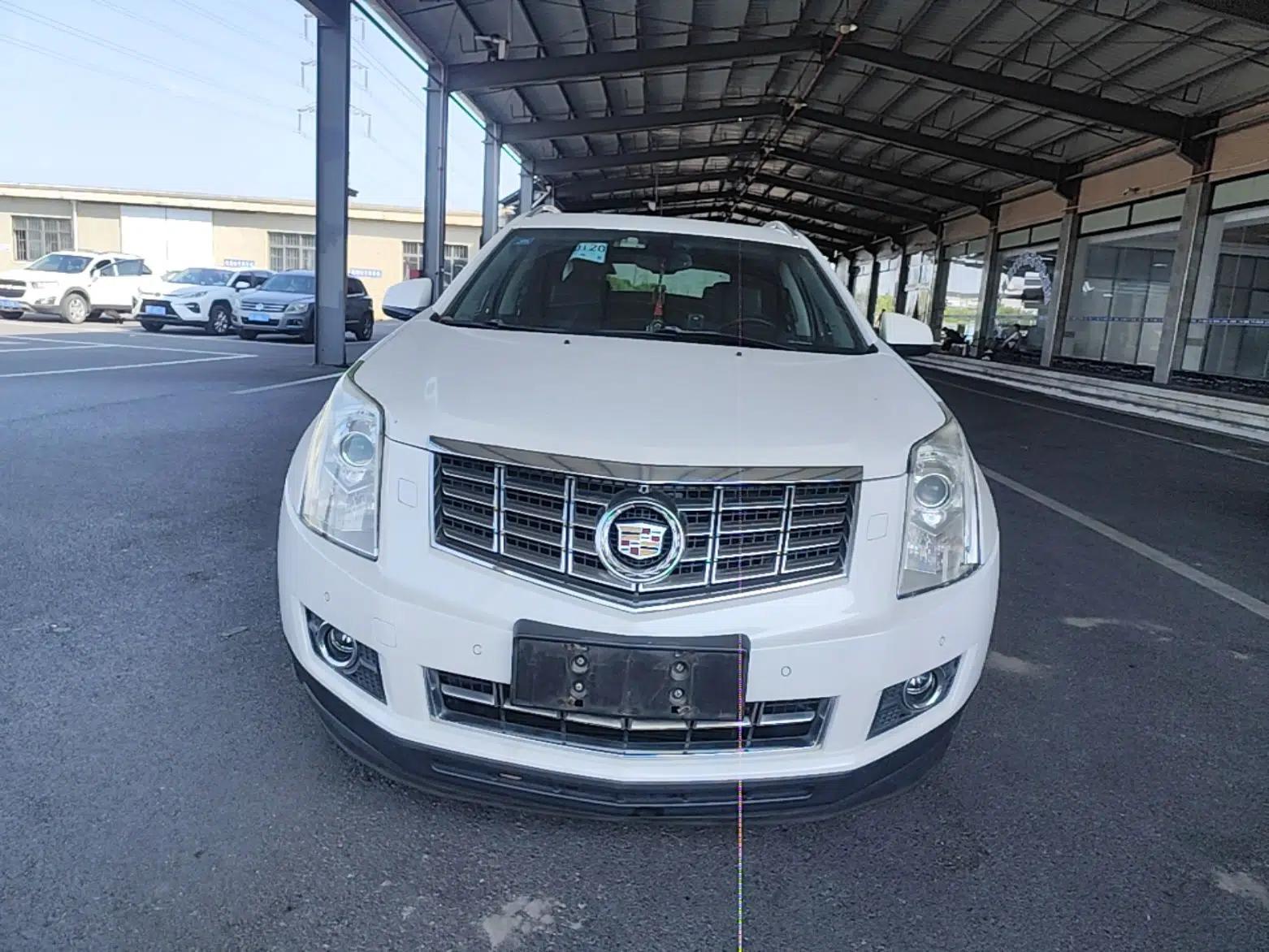 Cadillac SRX 2014 3.0L Leading Model — миниатюра 2