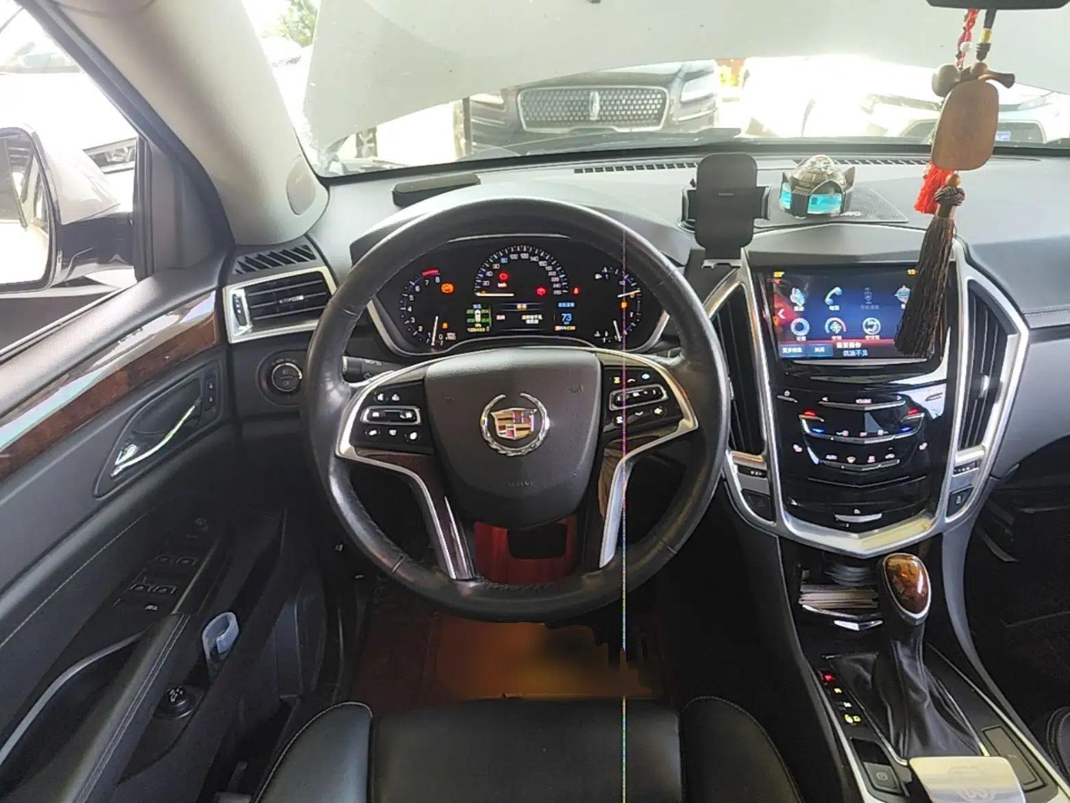 Cadillac SRX 2014 3.0L Leading Model — миниатюра 13