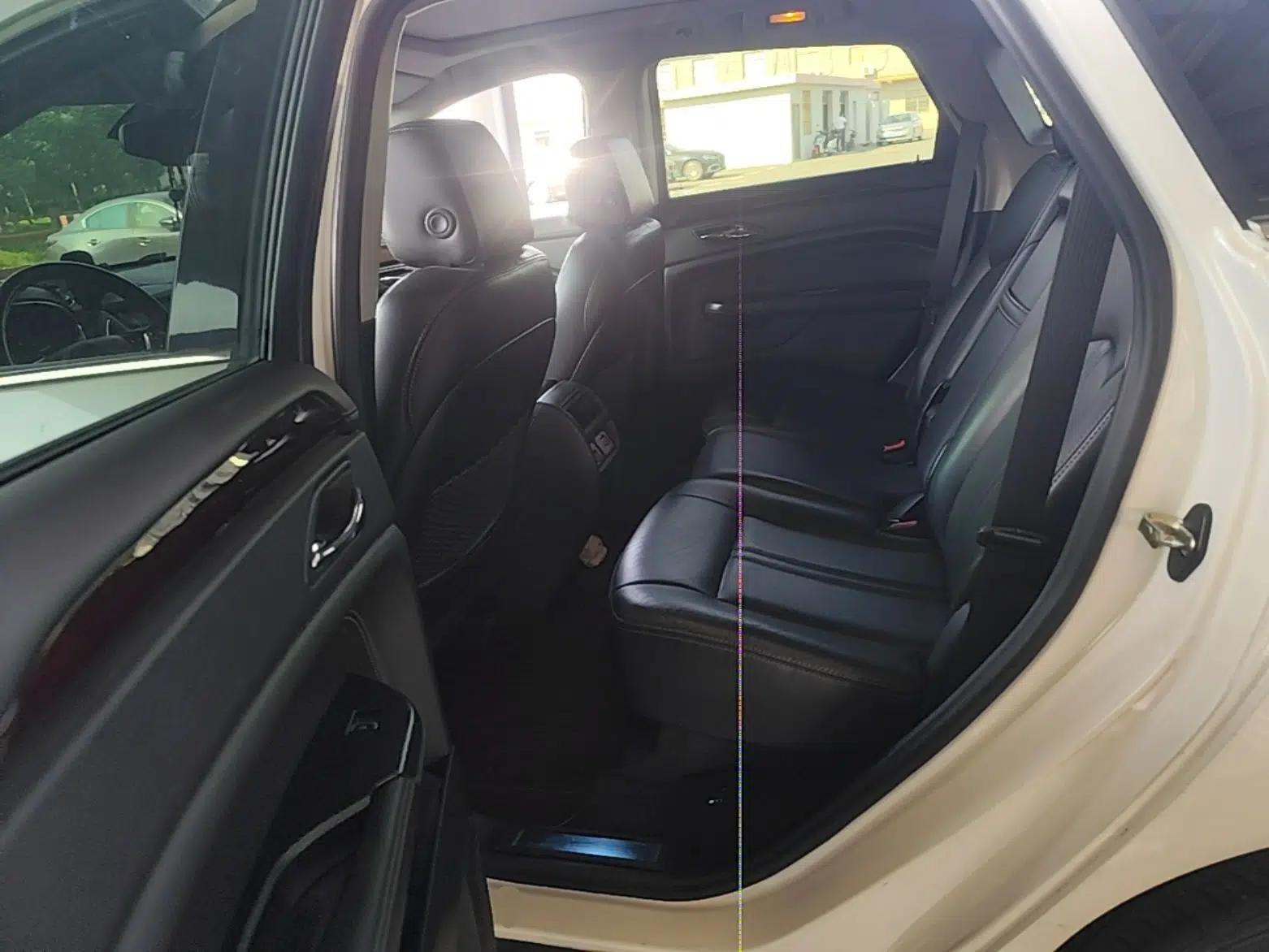 Cadillac SRX 2014 3.0L Leading Model — миниатюра 19