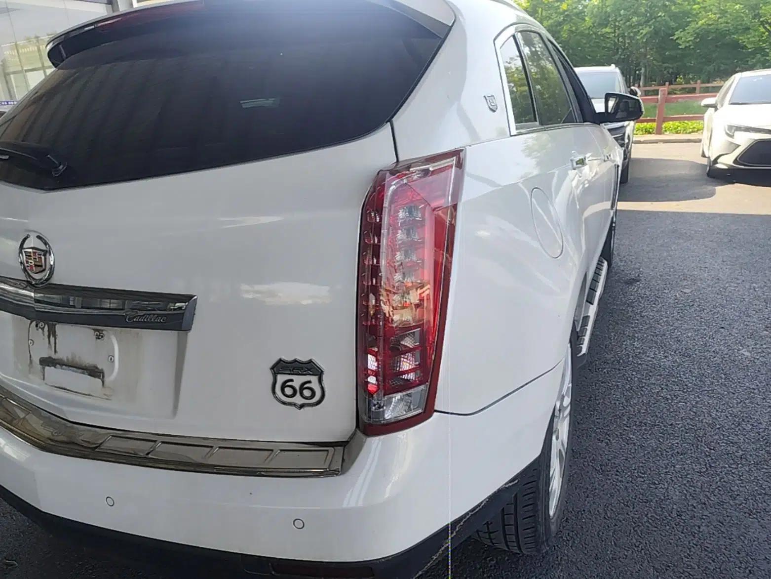 Cadillac SRX 2014 3.0L Leading Model — миниатюра 8