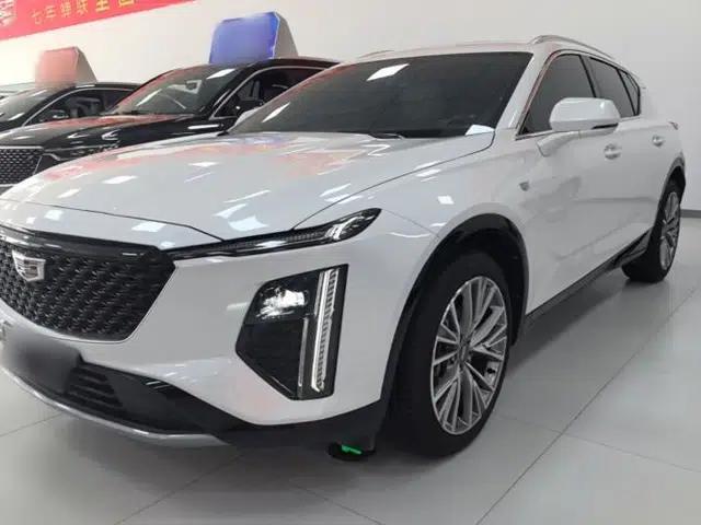 Cadillac GT4 2023 25T Luxury Model