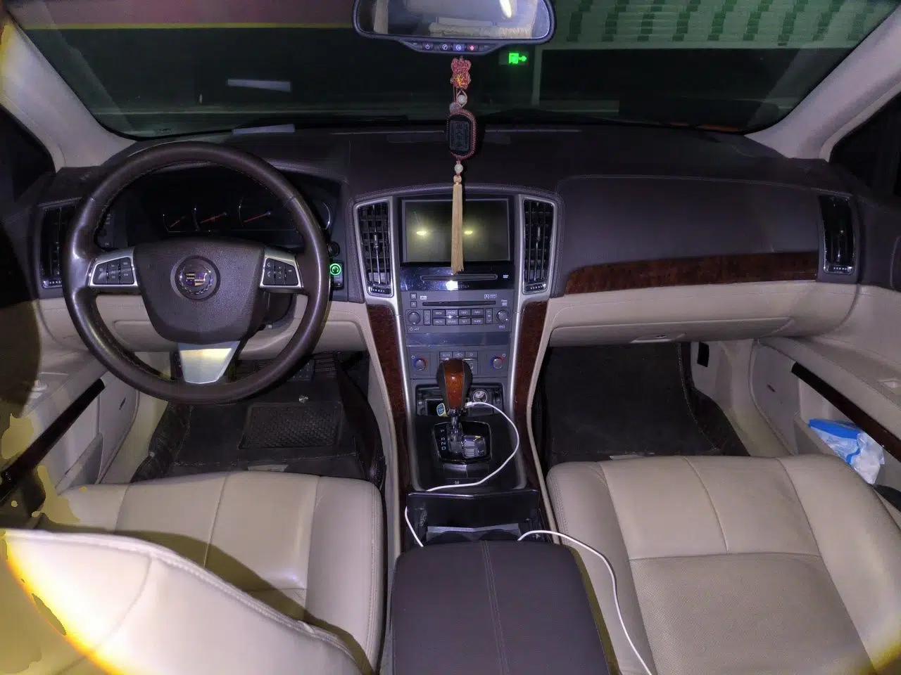 Cadillac SLS Seville 2011 2.0T Elite Edition — миниатюра 10