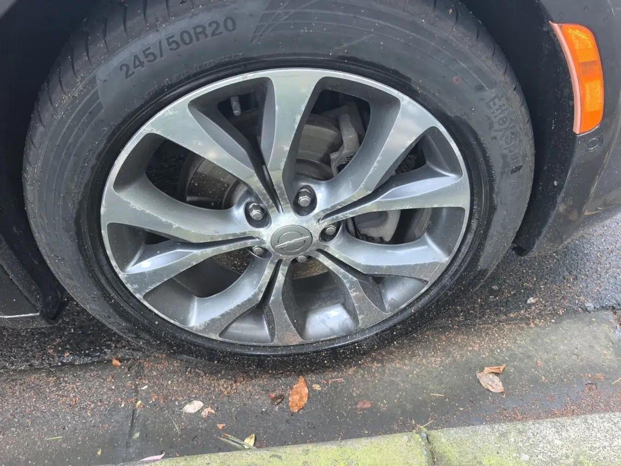 Chrysler Grand Voyager 2017 3.6L Premium Edition — миниатюра 8