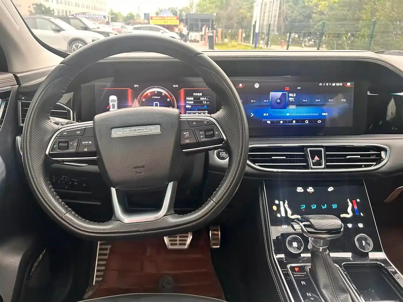 Jetour X90 2021 1.6T DCT Premium Edition 7-seater — миниатюра 12