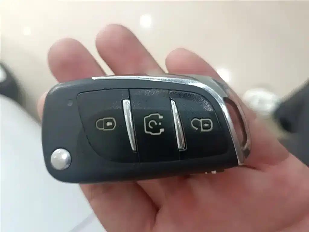Yizhi EV2 2024 Model 201km Comfort — миниатюра 9