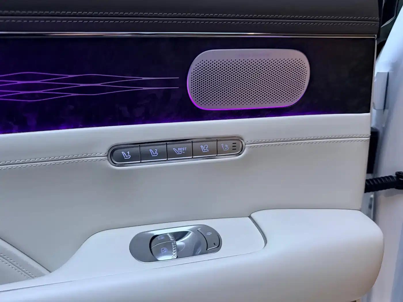 Genesis G90 2023 3.5T Flagship Edition — миниатюра 18