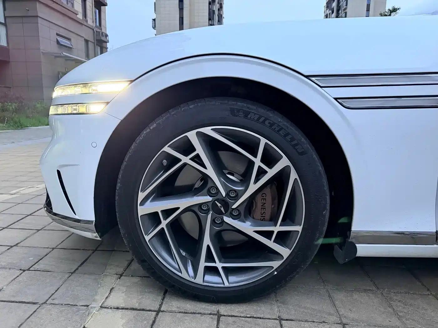 Genesis G90 2023 3.5T Flagship Edition — миниатюра 19