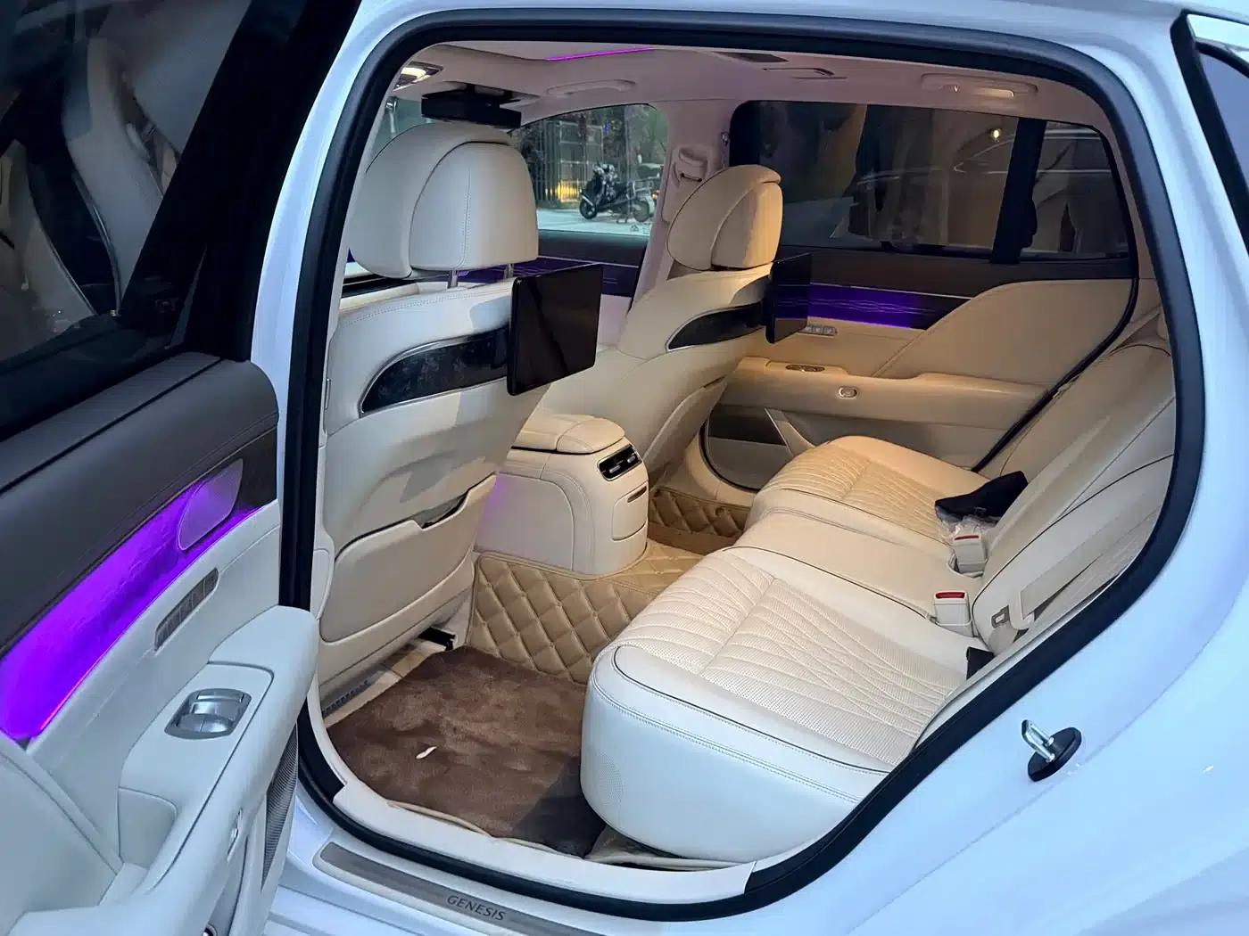 Genesis G90 2023 3.5T Flagship Edition — миниатюра 9