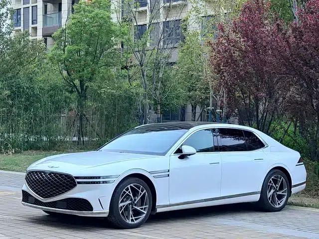 Genesis G90 2023 3.5T Flagship Edition