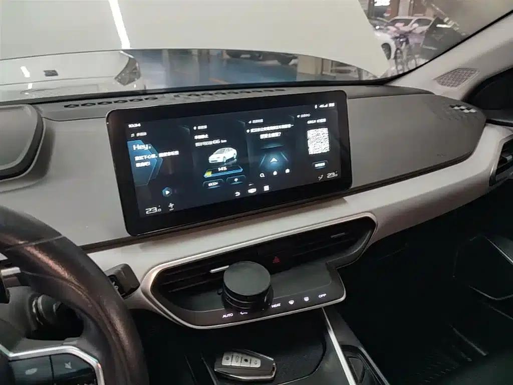 Geely Geometry A 2022 Pro 430KM Travel Edition — миниатюра 13