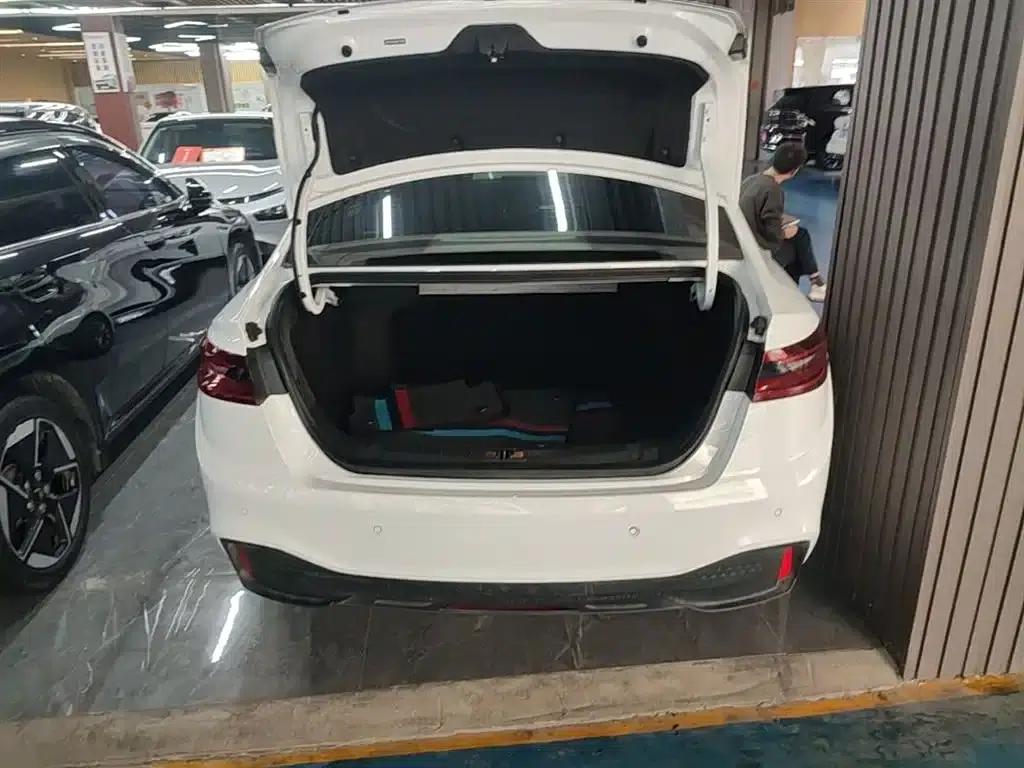 Geely Geometry A 2022 Pro 430KM Travel Edition — миниатюра 19
