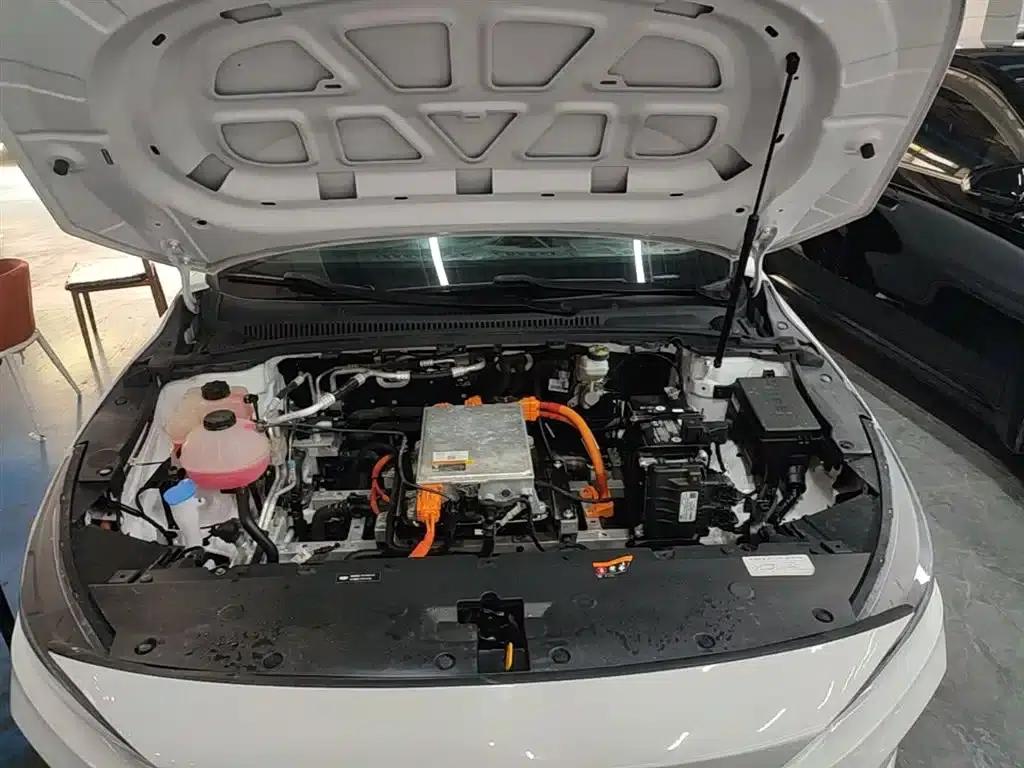 Geely Geometry A 2022 Pro 430KM Travel Edition — миниатюра 20