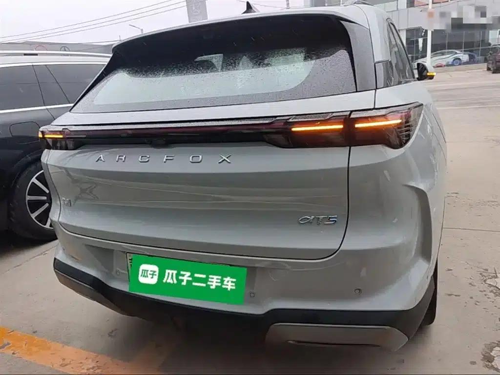 Jihu Alphard T5 2026 Range Extended Edition 1215 Yuanjing Smart Edition — миниатюра 6