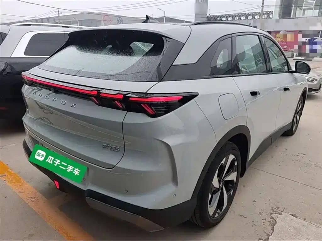 Jihu Alphard T5 2026 Range Extended Edition 1215 Yuanjing Smart Edition — миниатюра 7