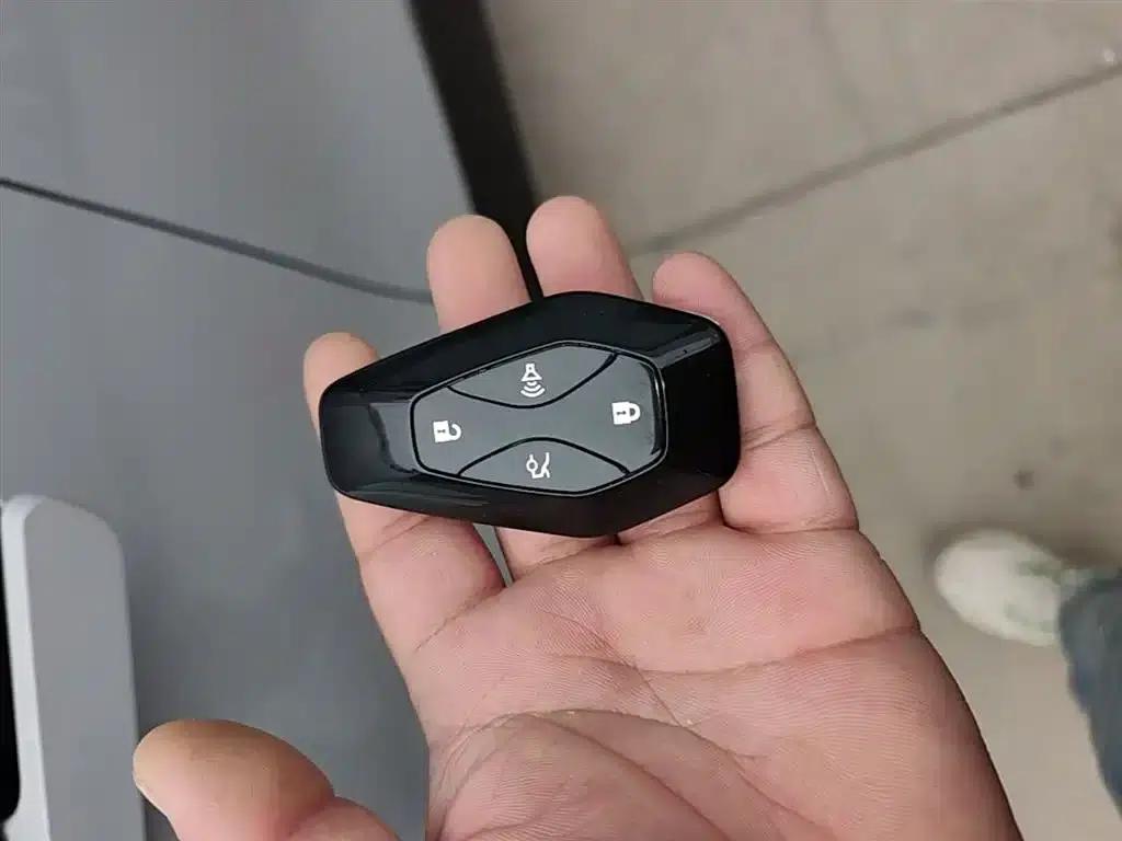 Jihu Alphard T5 2026 Range Extended Edition 1215 Yuanjing Smart Edition — миниатюра 9