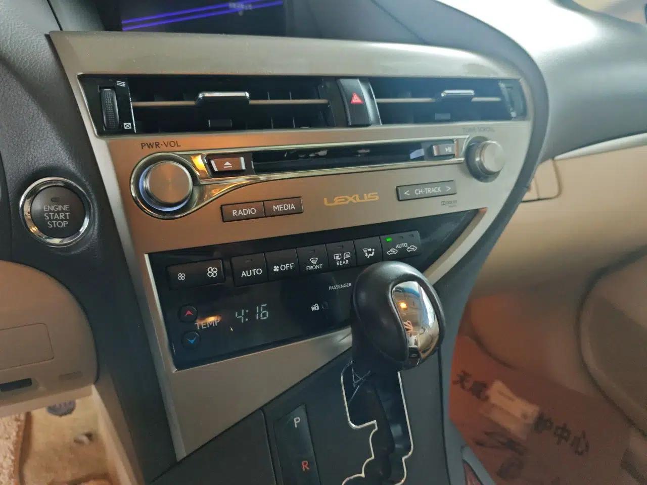 Lexus RX Classic 2013 270 Luxury Edition — миниатюра 14