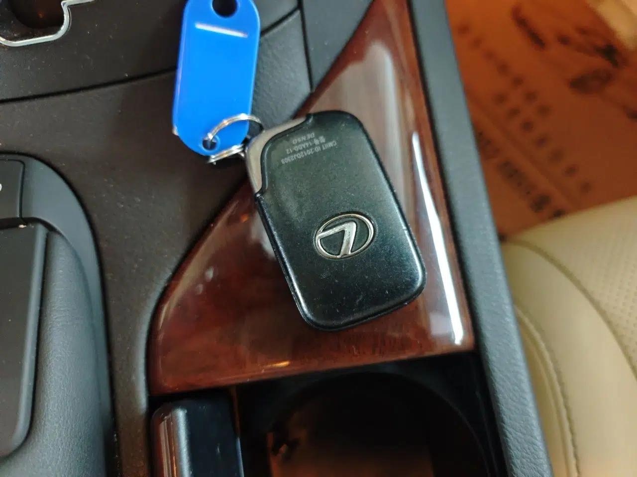 Lexus RX Classic 2013 270 Luxury Edition — миниатюра 9