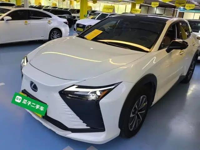 Lexus RZ 2023 450e All-Wheel Drive Luxury Edition