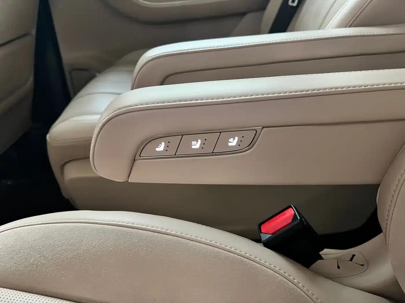 Jetour Mountain & Sea L9 2025 1.5TD 2DHT Flagship Edition 6-seater — миниатюра 28