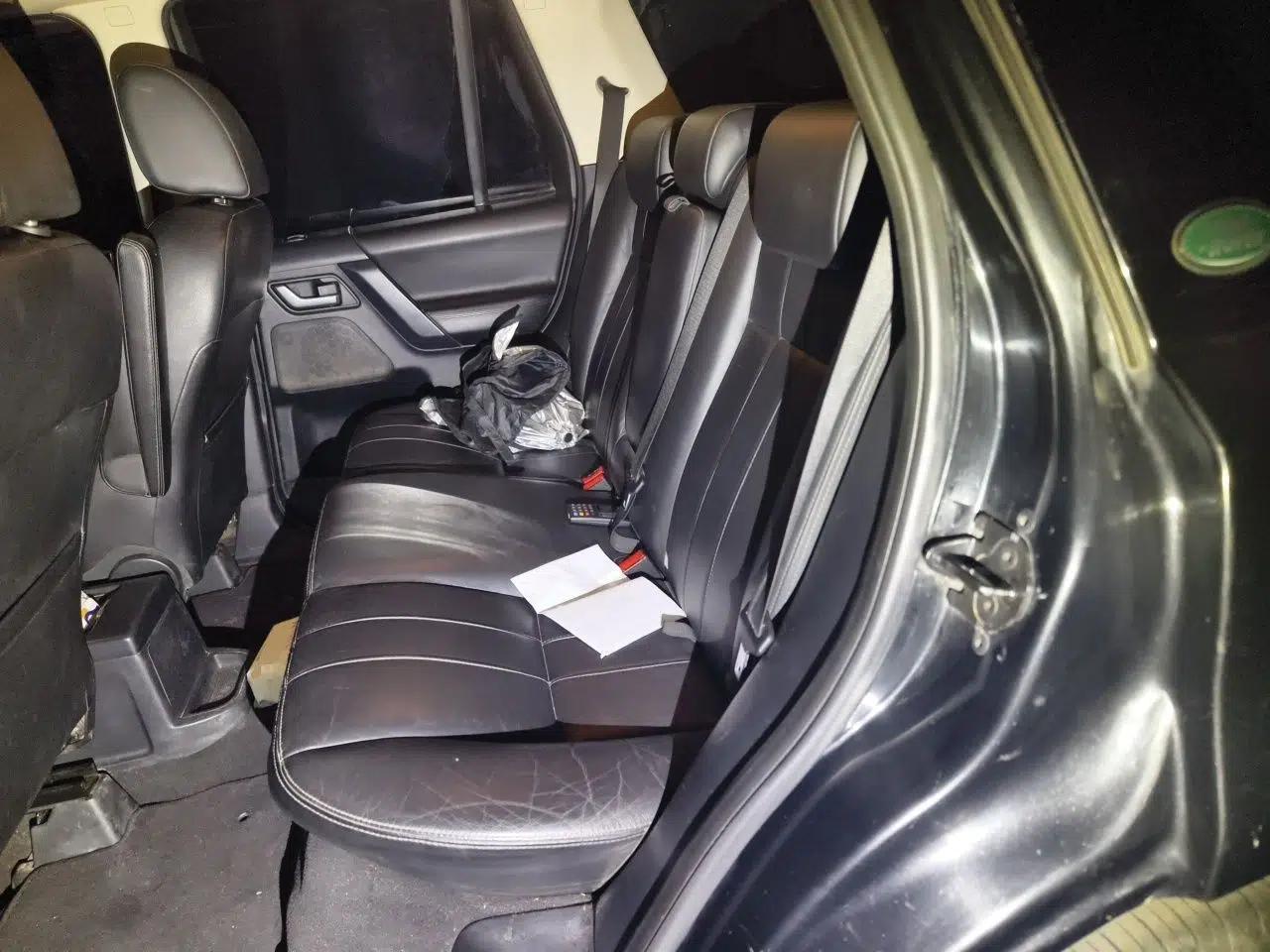 Land Rover Freelander 2 2013 2.0T Si4 SE Gasoline Edition — миниатюра 18
