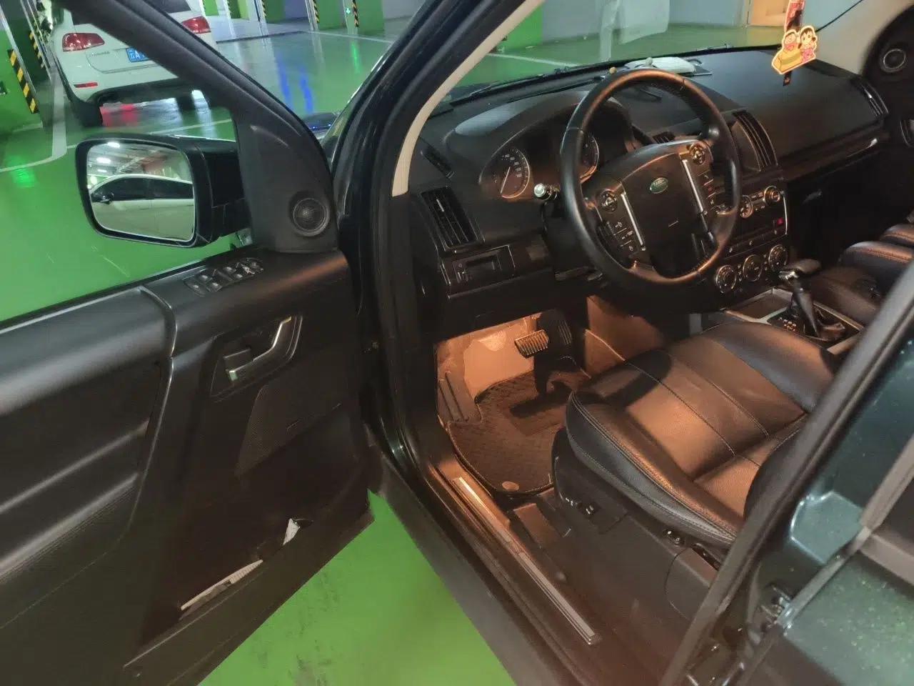 Land Rover Freelander 2 2014 2.0T Si4 SE Gasoline Version — миниатюра 17