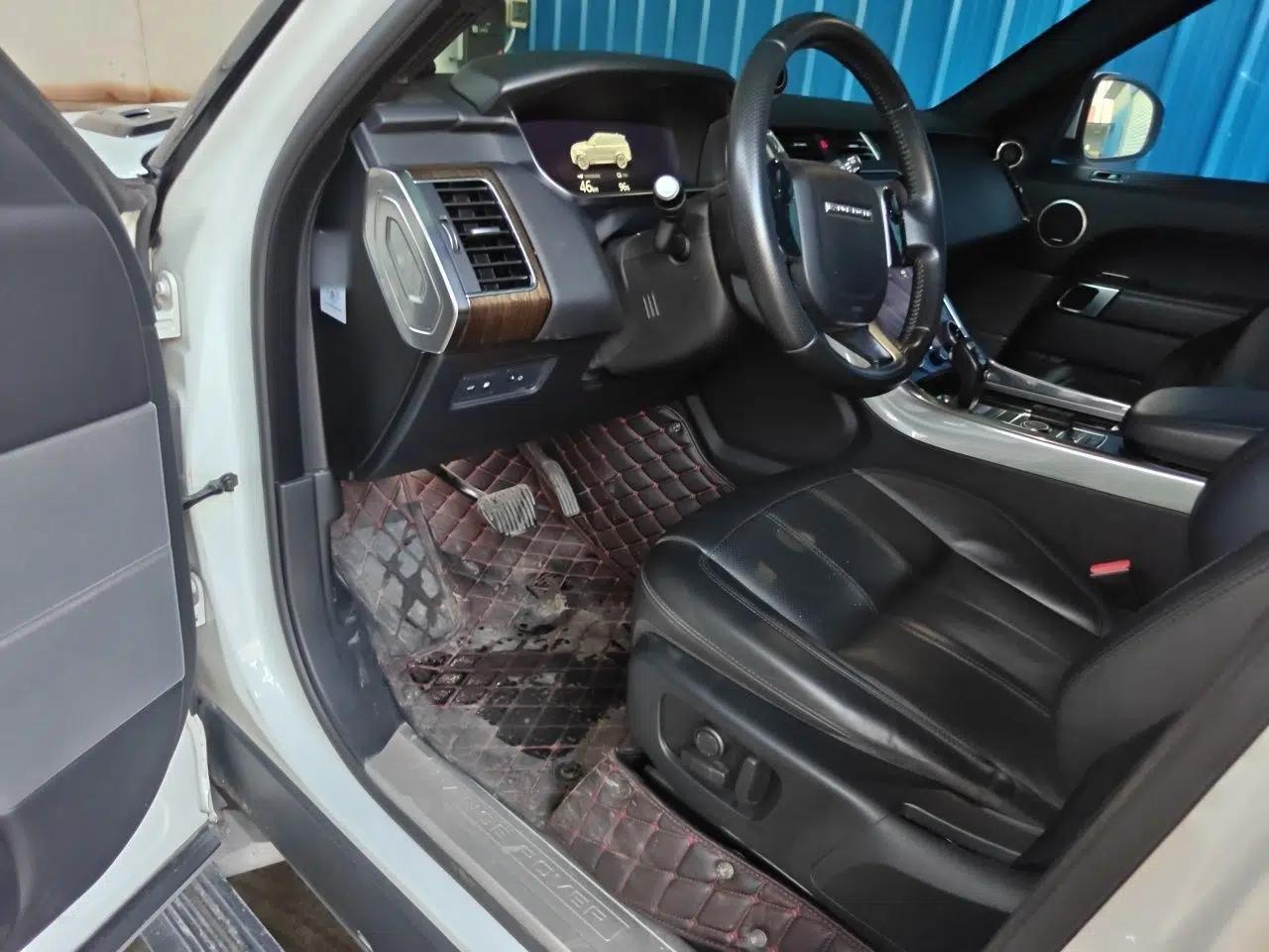 Land Rover Range SportNew Energy 2018 P400e — миниатюра 17
