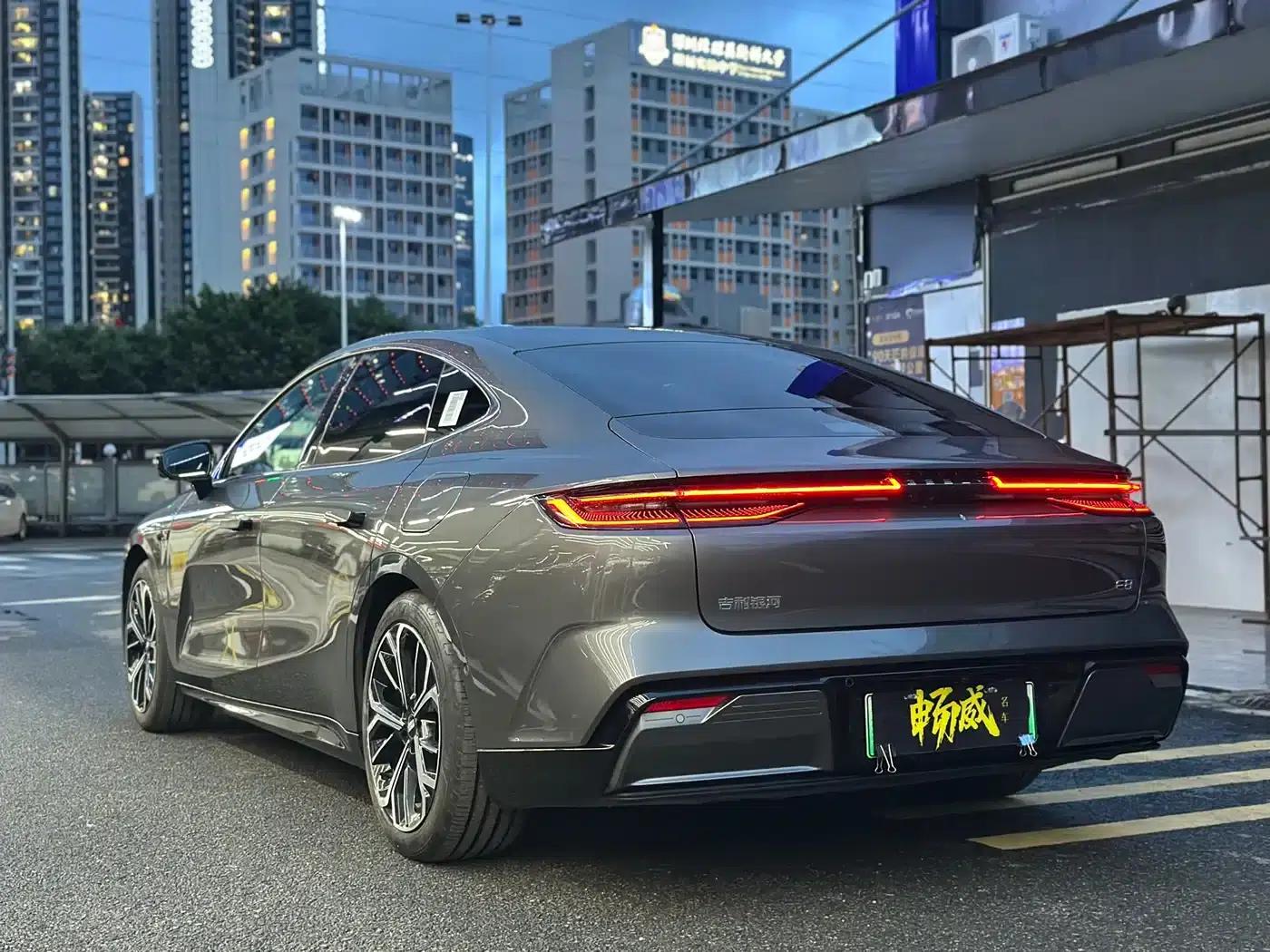 Galaxy E8 2025 Model 700km Long-Range Intelligent Driving Edition — миниатюра 14