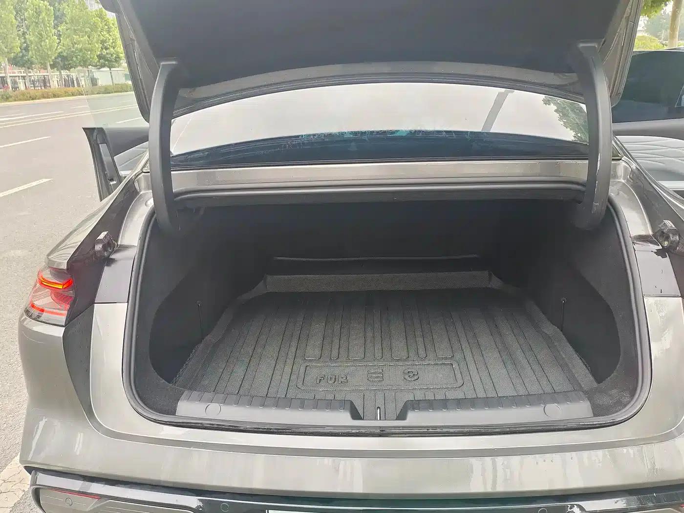 Galaxy E8 2024 Model 550km Rear-Wheel Drive MAX — миниатюра 8