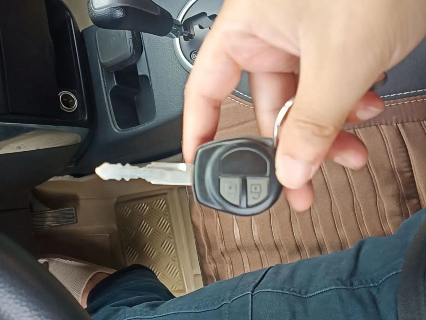 Suzuki SX4 2013 1.6L Automatic CoolRide Model — миниатюра 12
