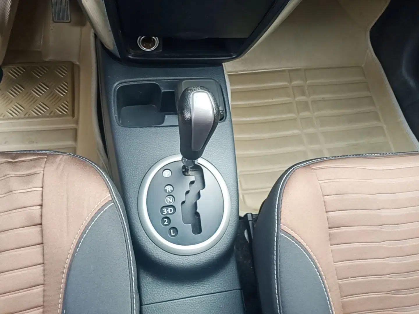 Suzuki SX4 2013 1.6L Automatic CoolRide Model — миниатюра 17