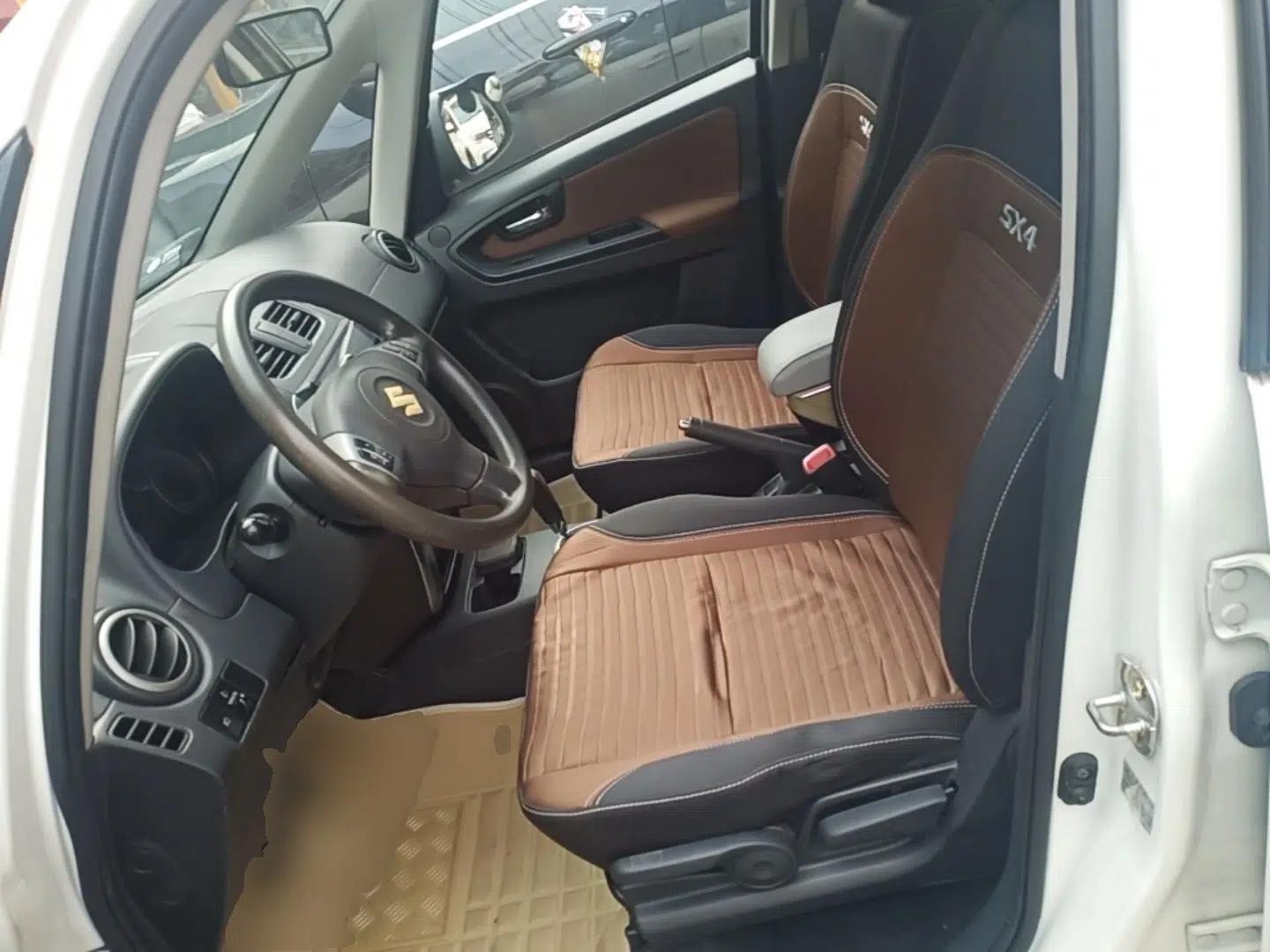 Suzuki SX4 2013 1.6L Automatic CoolRide Model — миниатюра 18