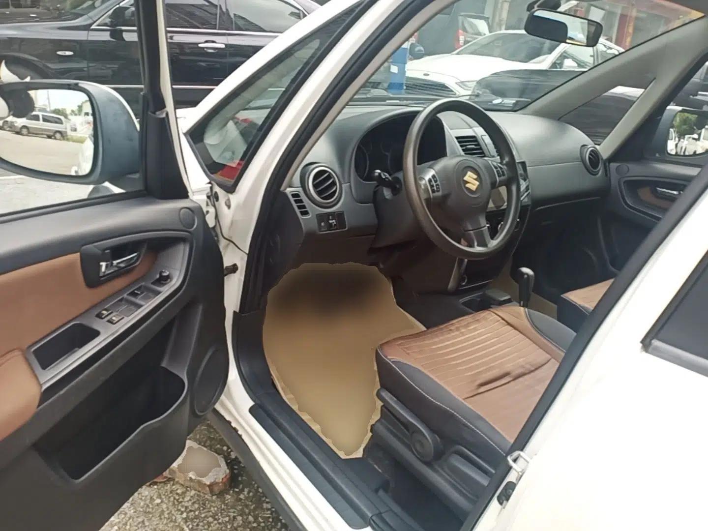Suzuki SX4 2013 1.6L Automatic CoolRide Model — миниатюра 19