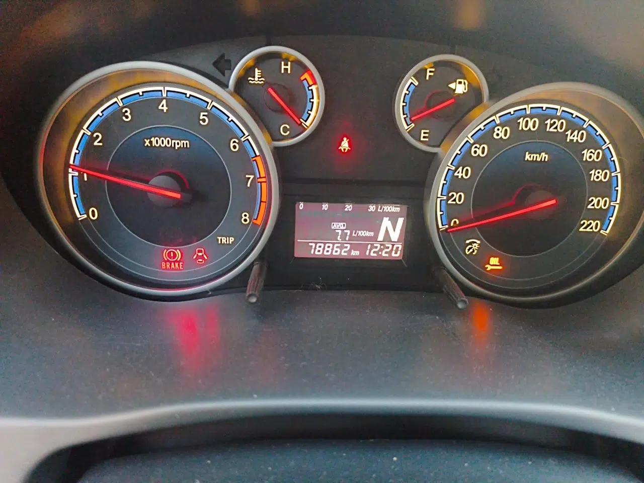 Suzuki SX4 2013 1.6L Automatic CoolRide Model — миниатюра 13
