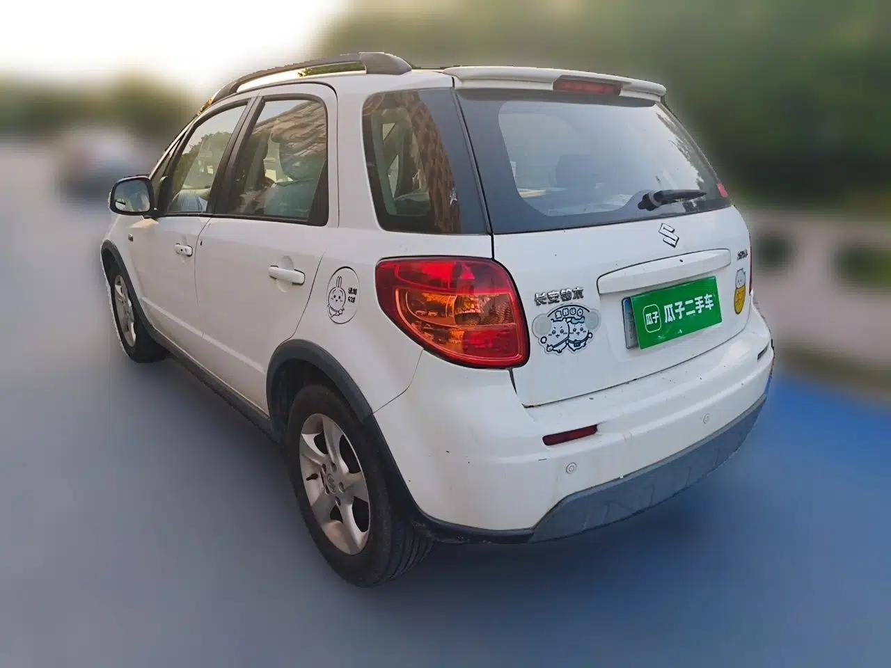 Suzuki SX4 2013 1.6L Automatic CoolRide Model — миниатюра 4