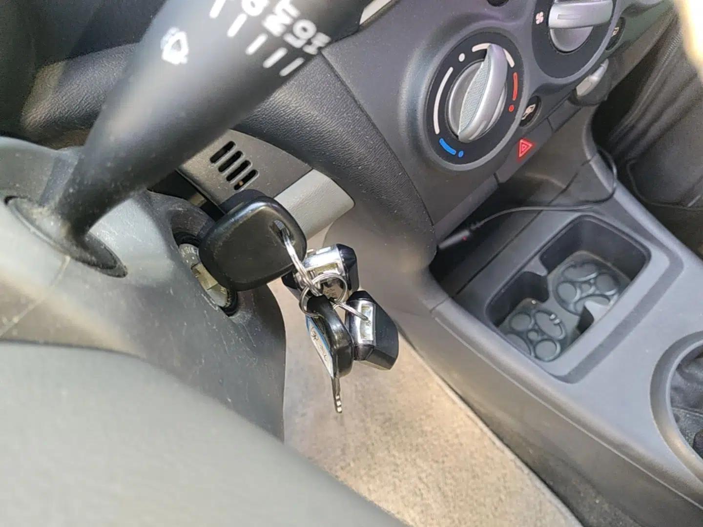 Suzuki Alto 2013 Revised Version 1.0L Manual Comfort Edition — миниатюра 12