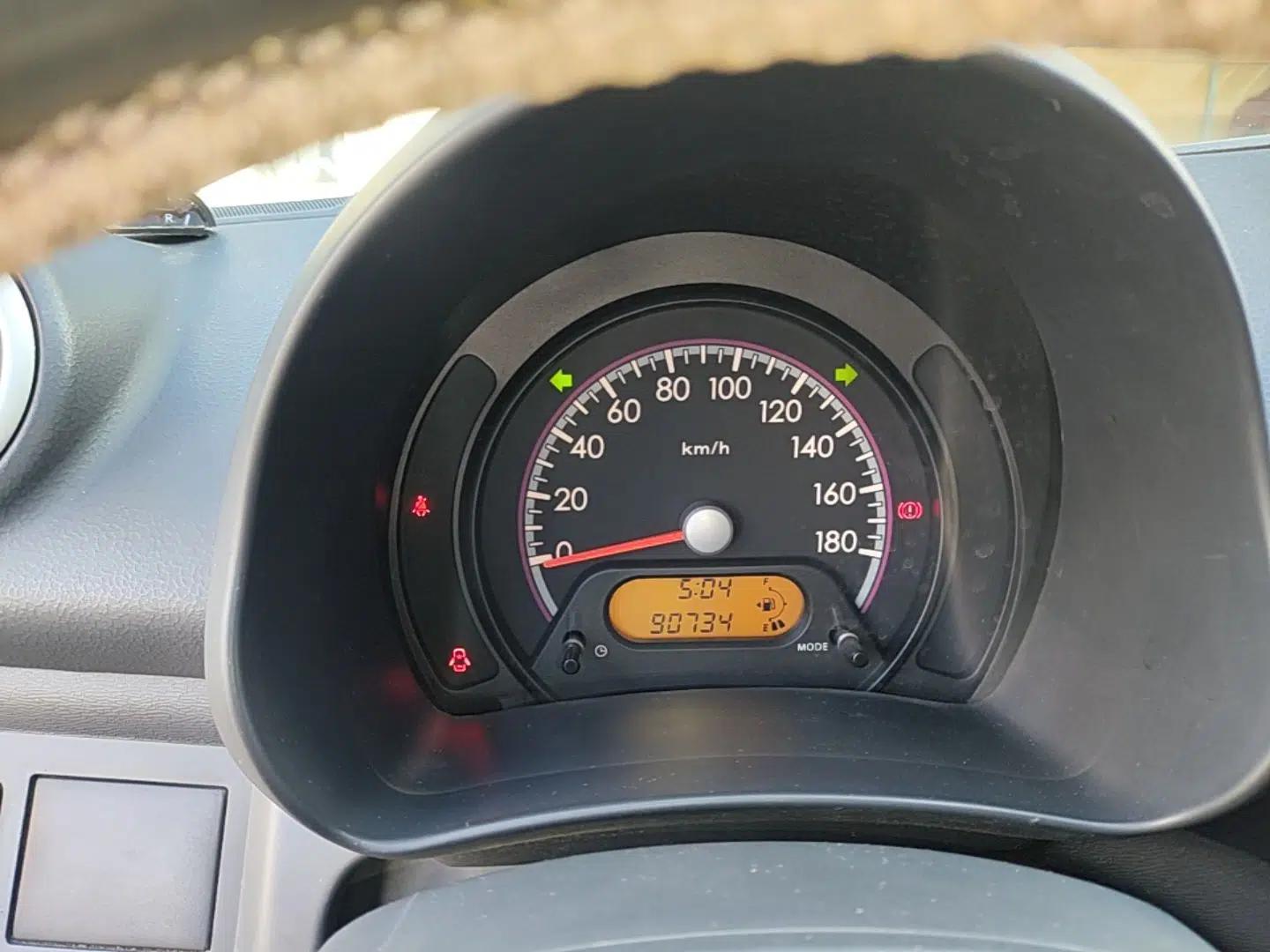 Suzuki Alto 2013 Revised Version 1.0L Manual Comfort Edition — миниатюра 15