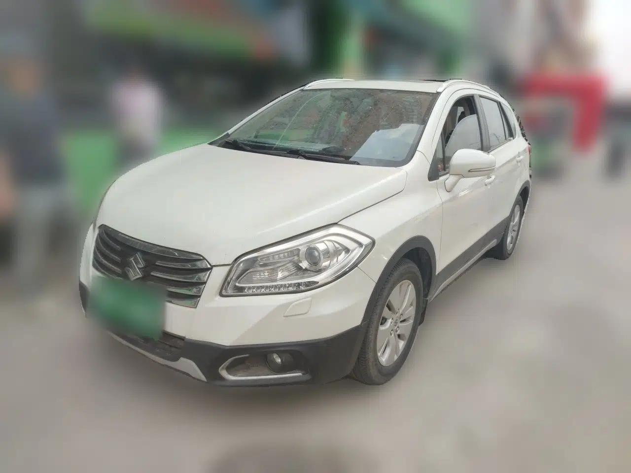 Suzuki S-Cross 2014 1.6L Manual Two-Wheel Drive Elite Model — миниатюра 1