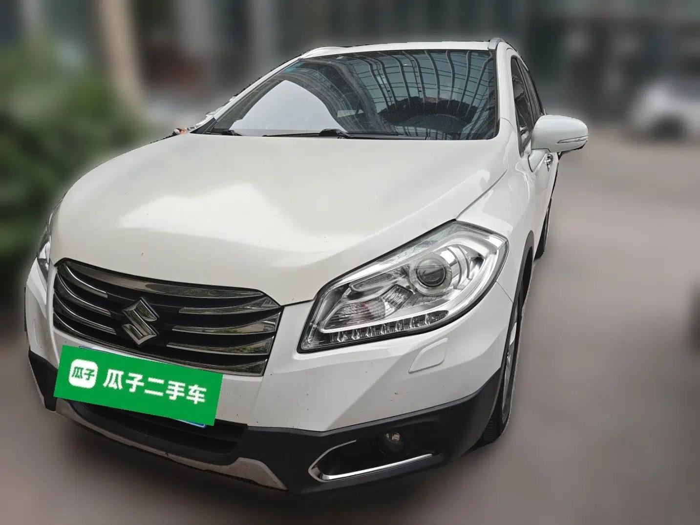 Suzuki S-Cross 2014 1.6L CVT Two-Wheel Drive Elite Version — миниатюра 1
